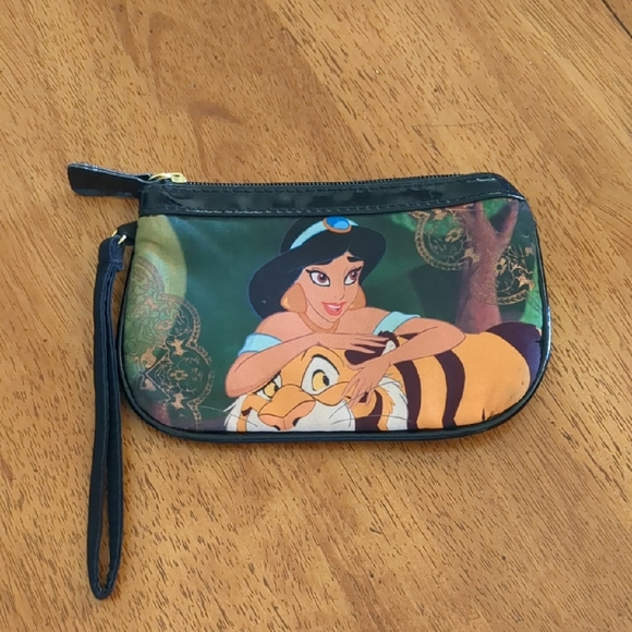 Disney Handbags - Disney Princess Jasmine and Rajah Wristlet